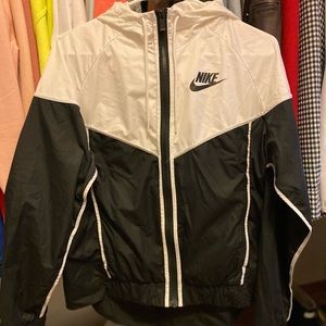 Nike windbreaker